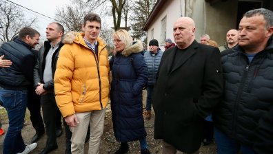 Кметове застанаха зад Самуил Попов след атаката в Бистрица (ВИДЕО+СНИМКИ)