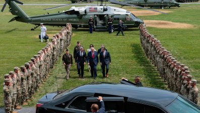 $37,5 млрд. са похарчили САЩ за войната в Иран, хутите държат корабите далеч от Ормузкия проток