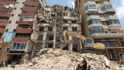 Най-малко една жертва след интензивни удари на Израел по Ливан