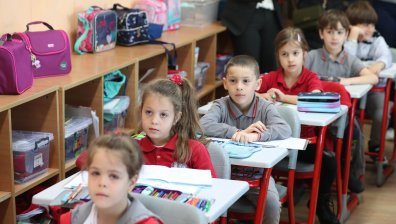 МОН реши окончателно за ваканциите на учениците - коледната ще е 12 дни