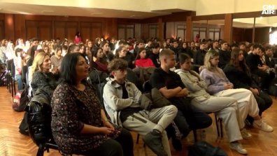 Лесен достъп, сериозна опасност: Как младите се справят с наркотиците