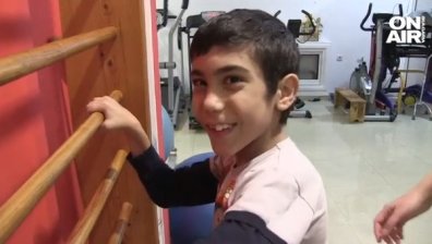 С "Българската Коледа" Кристиян от Русе сбъдва мечтата си - да е като другите деца