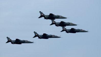 Германия не планира да изпраща изтребители на Украйна