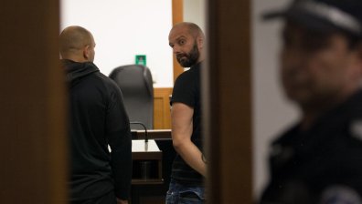Двама от обвиняемите за погрома в столично заведение остават в ареста