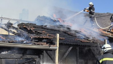 Мъж запали къщата на бившата си съпруга, щеше да я убие заедно с децата ѝ