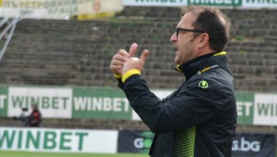 Собственикът на Ботев Пловдив никак не е доволен, иска оставки