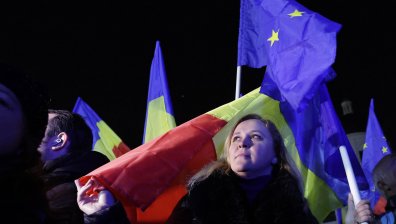 Румъния анулира първия тур от президентските избори