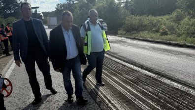 Регионалният министър инспектира ремонта на пътя на смъртта край Телиш