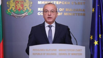 Донев: 7,4% дефицит, новият дълг е неизбежен, иначе не можем да платим пенсиите