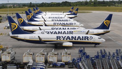 Ryanair съкращава 40% от полетите си през зимата