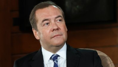 Медведев: Войната е свещена битка със Сатаната, Москва ще изпрати враговете си във "огнената Геена"