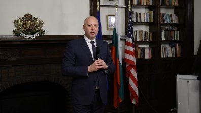 Отпадане на визите за САЩ и директна самолетна линия между Ню Йорк и София?