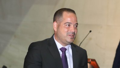 Калин Стоянов проверява ГКПП "Кулата" заради образувани километрични опашки