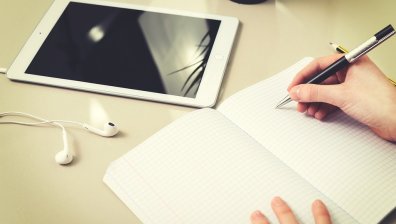Технологиите при учениците: Полезни или вредни?