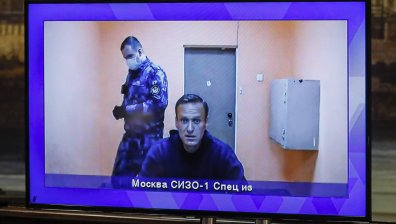 Отхвърлиха жалбата на Навални и го оставиха в ареста