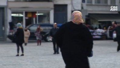 Европейският съд прие забраната за носене на забрадки на работното място