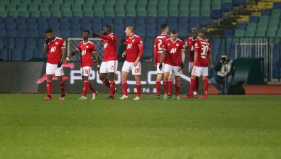 ЦСКА стартира годината с разгромен успех в Турция