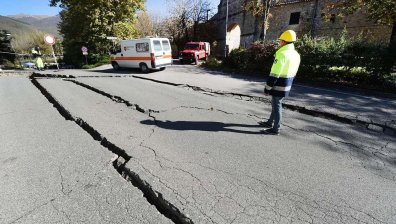 Земетресение с магнитуд 4,8 разлюля Гърция