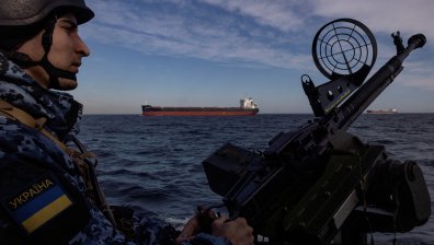 Зеленски реши с ГЩ на Украйна: Свежи военни влизат всеки месец във войната