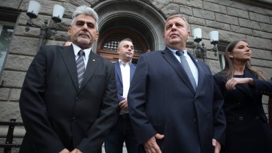 ВМРО и НФСБ с нападки защо не се явяват заедно на изборите