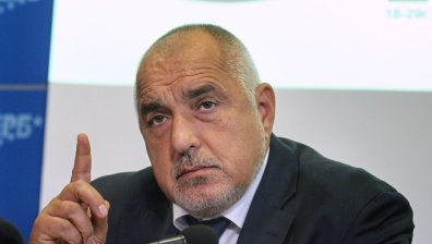 Борисов: Радев пише нервно във Facebook, как има 90 млн. гледания при 6 млн. държава
