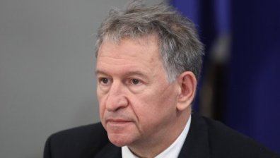 Кацаров: 10 000 души починаха след огромни грешки при ваксинацията у нас