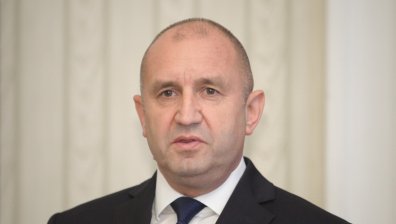 Радев започва консултациите с парламентарните групи