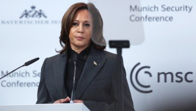 Вицепрезидентът на САЩ: Русия е извършила престъпления срещу човечеството в Украйна