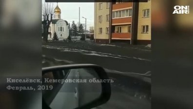 Черен сняг заваля в Сибир