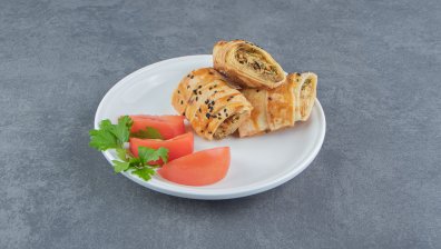 Рецепта от тефтера на баба: Мини банички с кайма