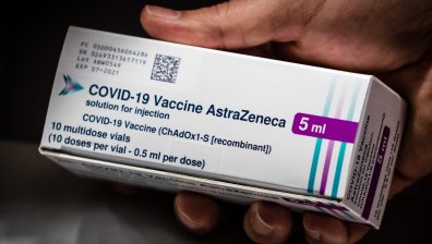Над 200 000 румънци отказват ваксинация с AstraZeneca