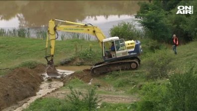 Продължава укрепването на деретата под моста на 37-мия км на "Тракия"