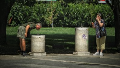 Хора викат линейки заради жегите,  Русе с рекорд - живакът удари 41 градуса