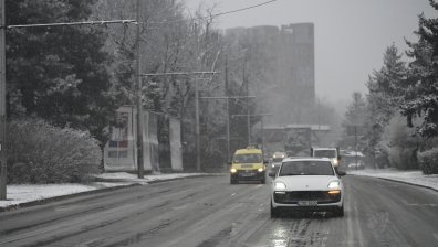 Пътната обстановка в София е нормална при зимни условия