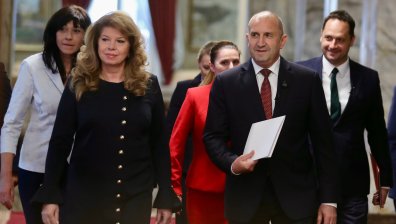 Йотова: Очаквам бързи и решителни действия от новото правителство