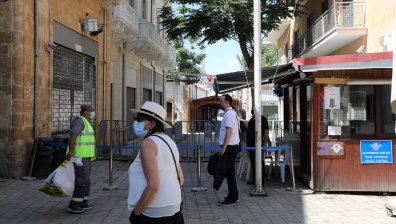 В Кипър не се шегуват: На работа - само с ваксина или 72-часов тест