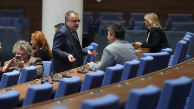 Депутатите гласуват на второ четене бюджета на Здравната каса