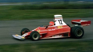 Дават на търг шампионско Ferrari на Лауда