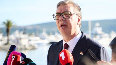 Вучич хвърля оставка и насрочва парламентарни избори в Сърбия