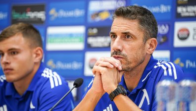 Веласкес за мача "Левски" - "Сабах": Гарантирам, че играчите ще изядат тревата