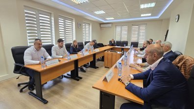 Масови проверки в месния сектор: Удрят нелегалните производители