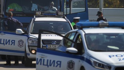 Двама тираджии се сбиха с палки и ножове, нанесоха си сериозни наранявания