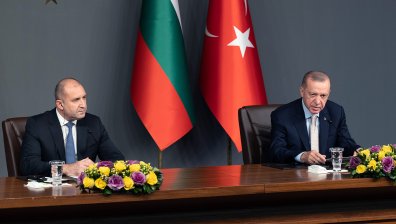 Ердоган благодари на Радев за подкрепата на България след земетресенията в Турция