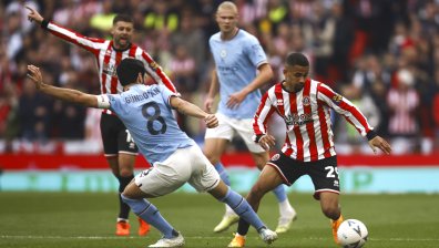 Хеттрик на Марез прати "Манчестър Сити" на финал за ФА Къп