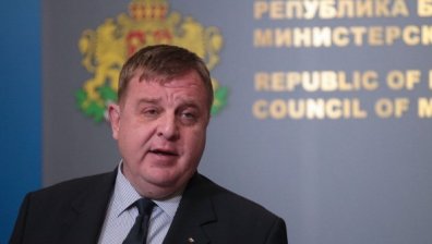 След убийството в Сотиря: Каракачанов отново настоява за Концепцията за ромите