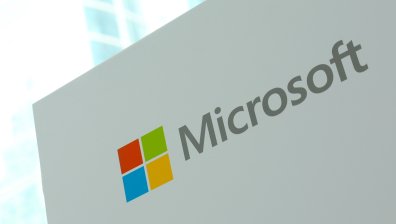 Microsoft пусна лаптопи с изкуствен интелект