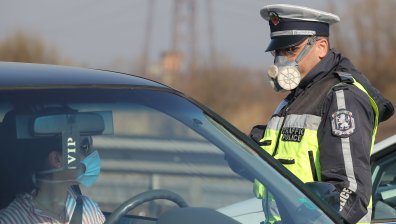 Колони от коли на АМ "Тракия", пропускат само товарните автомобили (+СНИМКИ)