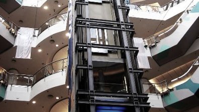 Продажбите на червила в САЩ не намаляват заради кризата