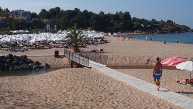 Софиянец се удави пред очите на жена си на централния плаж в Лозенец