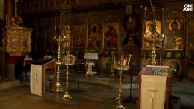 Храм на Колю Фичето се руши, трябват 2 млн. евро (+ВИДЕО)
